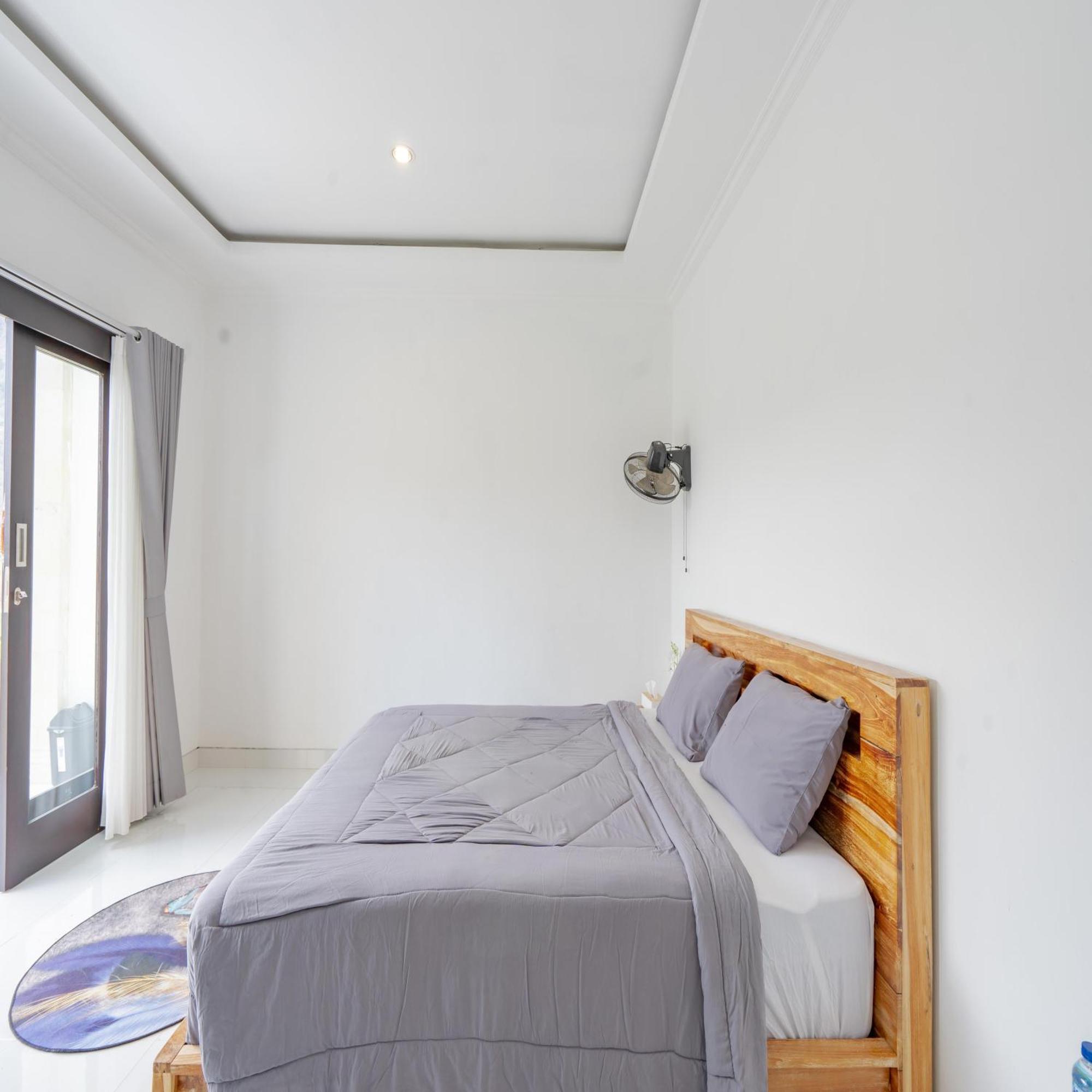 Batur Kencana Villa Mitra Reddoorz Baturaja  Εξωτερικό φωτογραφία