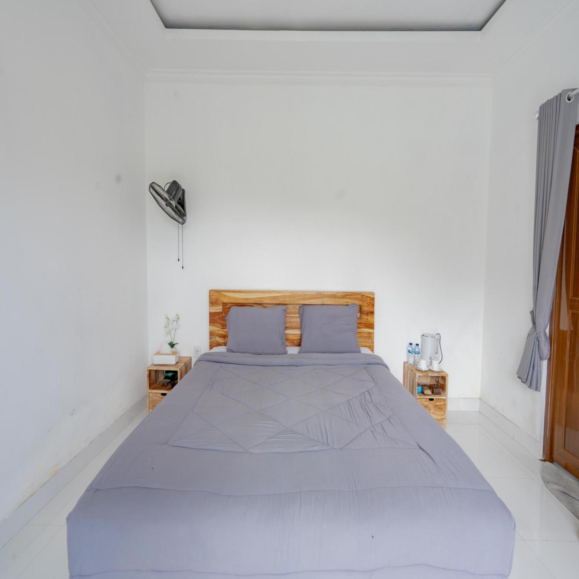 Batur Kencana Villa Mitra Reddoorz Baturaja  Εξωτερικό φωτογραφία