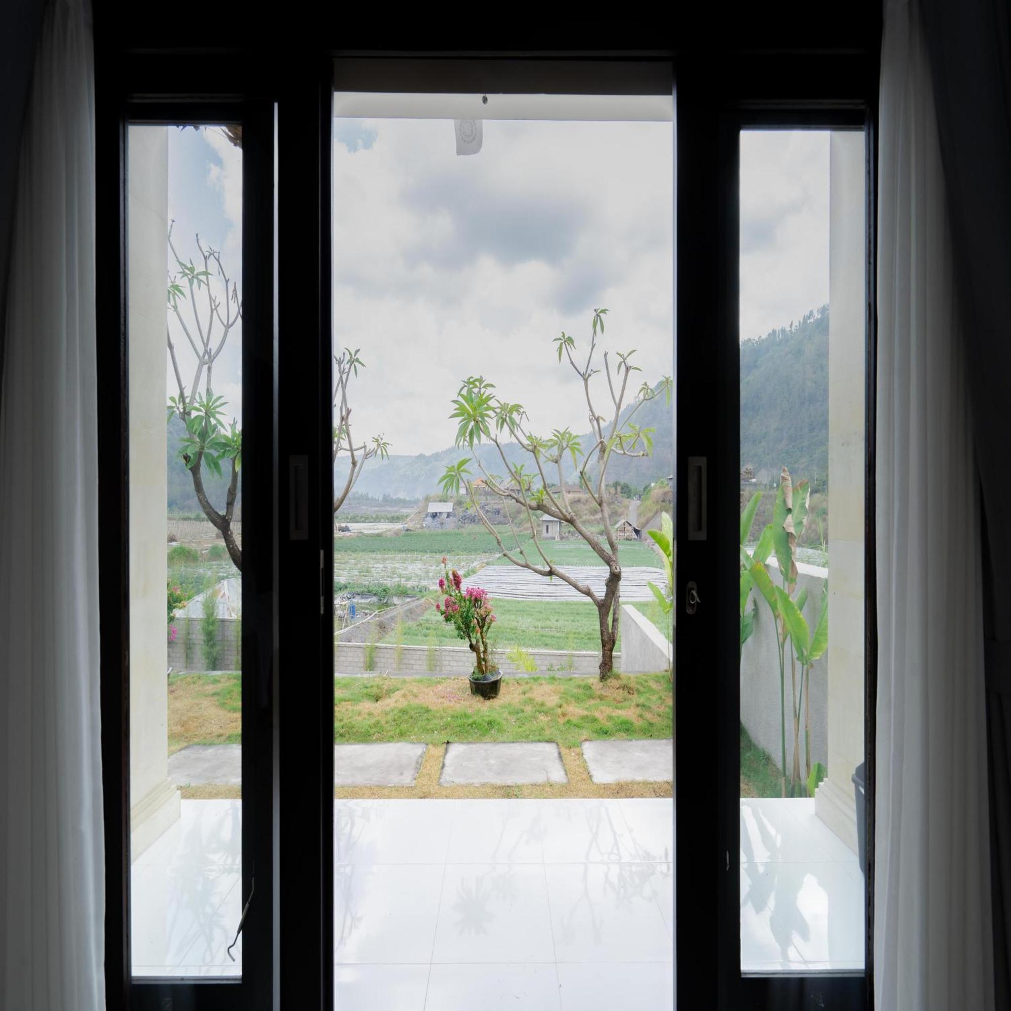 Batur Kencana Villa Mitra Reddoorz Baturaja  Εξωτερικό φωτογραφία