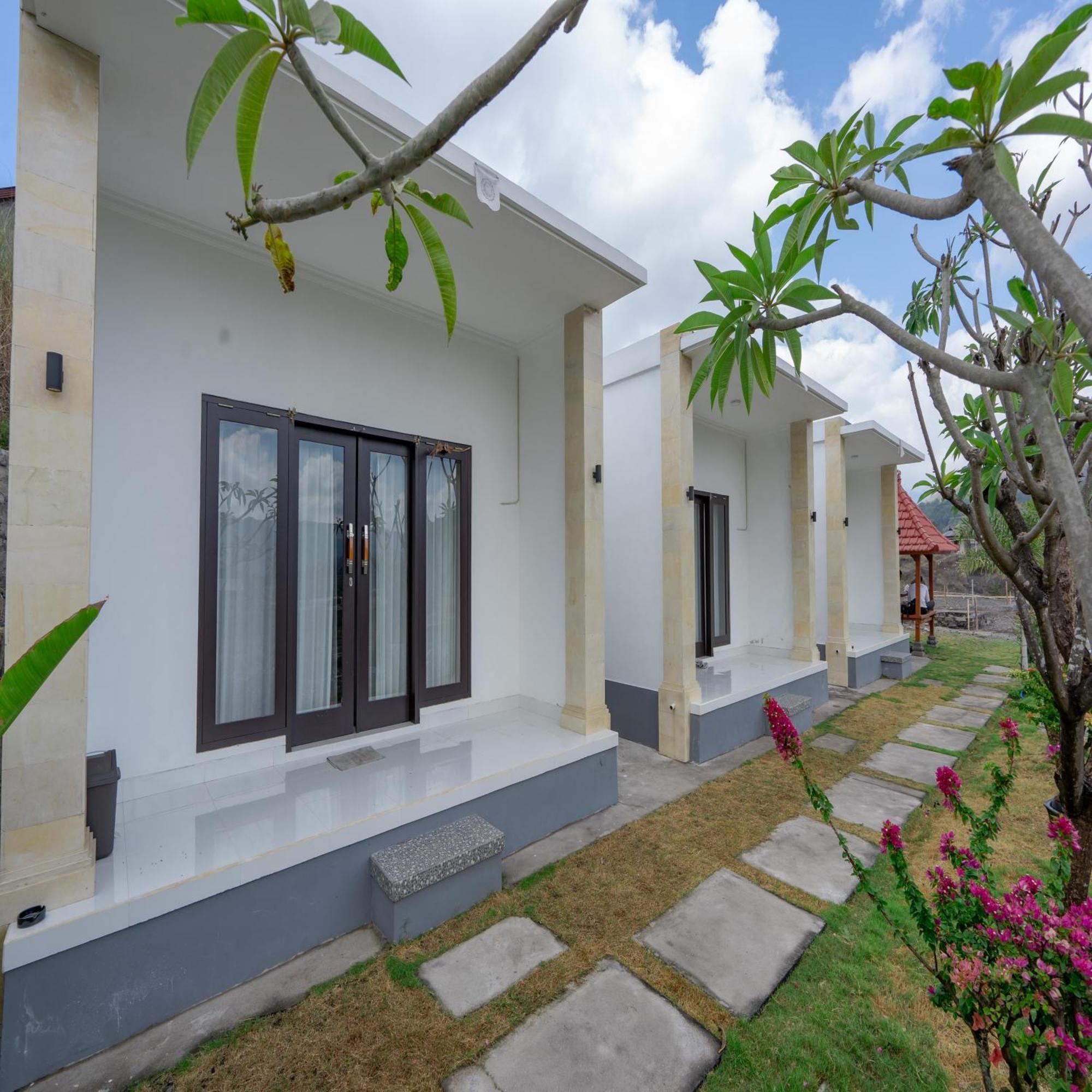 Batur Kencana Villa Mitra Reddoorz Baturaja  Εξωτερικό φωτογραφία
